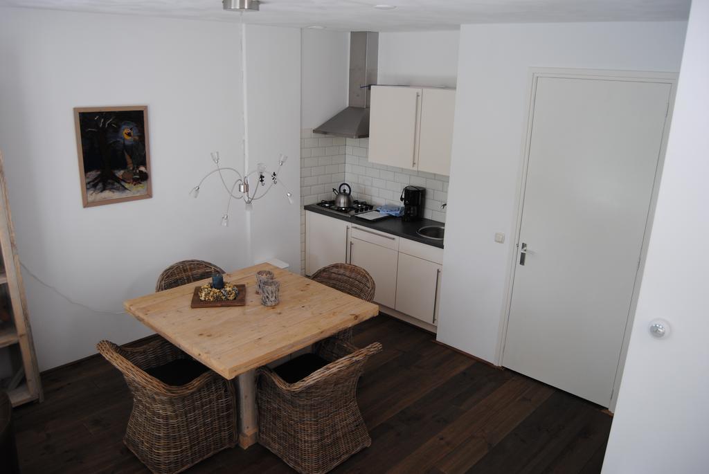 Appartementen Verhuur De Trijehoek Stiens Экстерьер фото